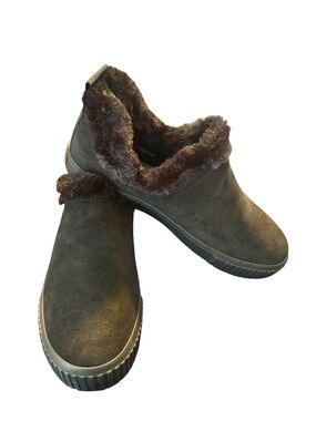 NWOT Timberland Women's Skyla Bay Faux Fur Lined Slip-On Black Suede Size 5 1/2